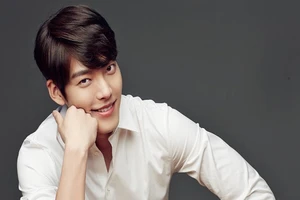 Kim Woo Bin trở lại màn ảnh truyền hình qua các phim tài liệu