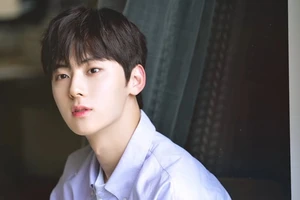 Pledis phủ nhận tin đồn Minhyun (NU'EST) nhiễm COVID-19