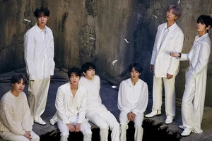 BTS và nghệ sĩ khác sẽ biểu diễn trong show của James Corden