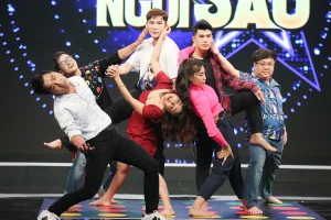 Dàn khách mời hỗn loạn trên sân khấu Bản lĩnh ngôi sao