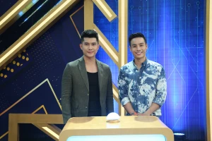 Nguyễn Anh Tú khoe nhan sắc cạnh tranh với Cao Xuân Tài