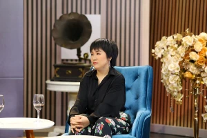 Huỳnh Tú tiết lộ do xài sang nên bị chồng quản lý chặt tiền