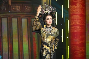 Ca sĩ Tú Tri thừa nhận tật xấu mộng du vào mỗi đêm