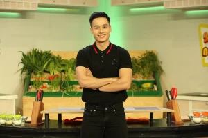 Cao Xuân Tài và fan nữ 'thả thính' nhau trên sóng truyền hình