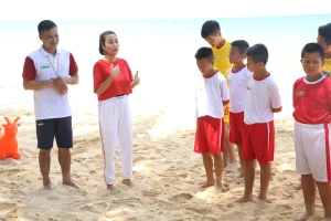 Ốc Thanh Vân bất ngờ tiết lộ tuổi thơ từng bị bạn bè cô lập 