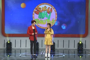 Puka 'ngượng chín mặt' khi bị trẻ con chê hát dở