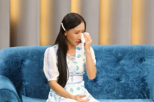 Xót xa người mẹ sụp đổ khi biết con mắc bệnh hiểm nghèo