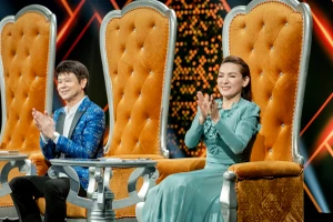 Khán giả ganh tị trước vòng eo chuẩn con gái của Phi Nhung 