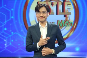 Xuân Nghị chia sẻ bị người chơi hăm dọa 'chặn đầu xe' 