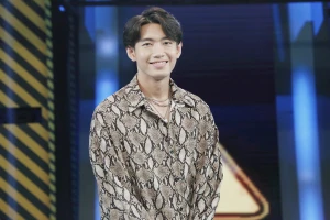 Quang Đăng bị đồng nghiệp chê nhạt và đơ ?