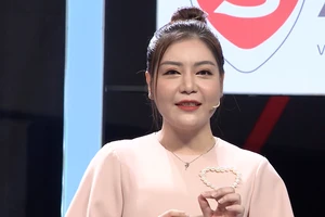 Học trò Đàm Vĩnh Hưng sợ bị 'trục xuất' vì không giỏi tiếng Việt