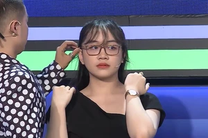 Thanh Duy vén tóc gái xinh khiến Hoàng Rapper, Liêu Hà Trinh ngỡ ngàng