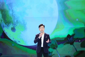 Nam Cường hát 'thiệp hồng báo tin vui' tặng người yêu đi lấy chồng