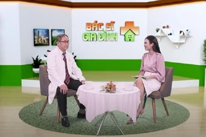 Thấy anh trai đau xương đùi, người em liền mua 'thần dược' để điều trị