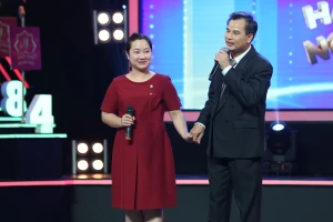 Kim Tử Long, Cẩm Ly ngưỡng mộ tài lãnh đạo của bác sĩ Nguyễn Thanh Hùng