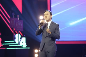 Quyền Linh, Cẩm Ly cảm phục trước nam giám đốc tự điều trị cho 8 F0