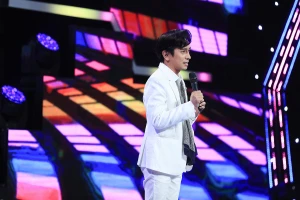 MC Đình Toàn biến hóa trong loạt trang phục của NTK Lê Minh Trí