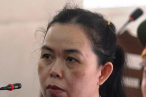 Lừa đảo tiền hụi còn đánh luôn hụi viên