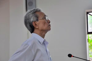 Hủy bản án phúc thẩm xử ông Nguyễn Khắc Thủy tù treo 