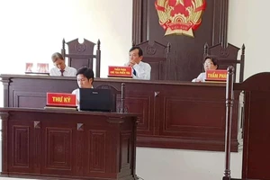 Áp quy định lạc hậu xử phạt, ủy ban thua kiện tiểu thương 