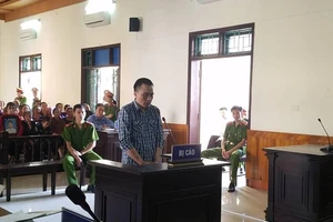 Tài xế cố ý cho xe cán qua đầu nam sinh lãnh 12 năm tù