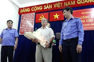 Không bắt buộc phải công khai tiền bồi thường khi xin lỗi oan