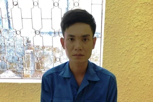 Ly hôn rồi, thấy nàng thường đăng hình trên phây nên... gây án