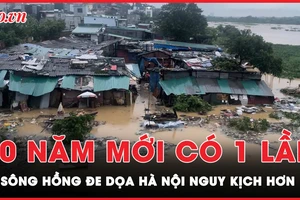 Cập nhật lũ sông Hồng: Đê tả sông Hồng báo động 3, nước lũ lênh láng