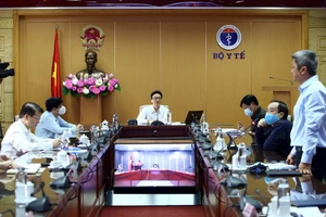 Sẵn sàng 'chung sống an toàn' với COVID nhưng không chủ quan