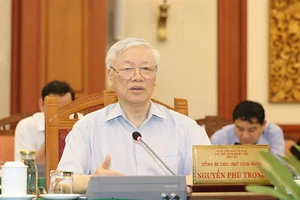 Bộ Chính trị làm việc với 10 đảng bộ trực thuộc Trung ương