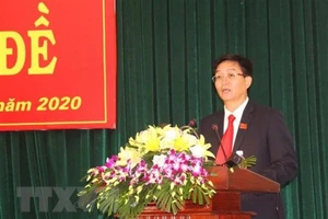 Nhiều tỉnh kiện toàn nhân sự, bầu các tân Chủ tịch UBND