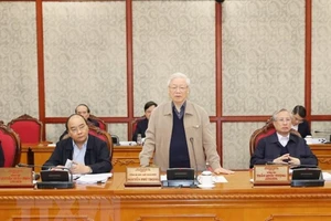 Tiếp thu ý kiến, hoàn thiện dự thảo các văn kiện Đại hội XIII