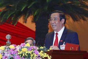 Ông Nguyễn Thanh Bình, Phó trưởng Ban Tổ chức Trung ương, thay mặt Ban kiểm phiếu, công bố kết quả bầu cử. Ảnh: TTXVN