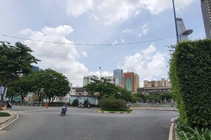 Đâm chết người ở vòng xoay gần Đại học Luật TP.HCM nghi do mâu thuẫn tình cảm