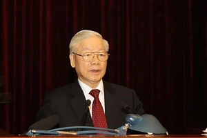 Rà soát, kiên quyết đưa ra khỏi Đảng những đảng viên không đủ tư cách