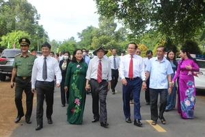 Lãnh đạo TP.HCM thăm khu di tích Trung ương Cục miền Nam