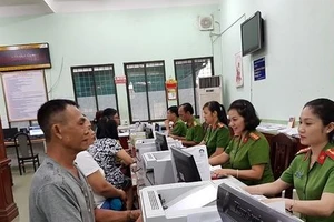 Chính thức thu phí khai thác thông tin trong Cơ sở dữ liệu Quốc gia về dân cư