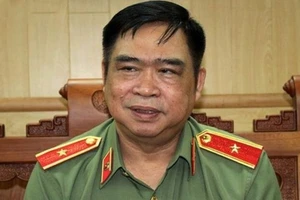 Bất ngờ lời khai cựu giám đốc công an Đỗ Hữu Ca về 35 tỉ đồng