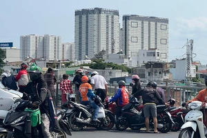 1 người đàn ông chừng 30 tuổi nhảy cầu chữ Y tử vong