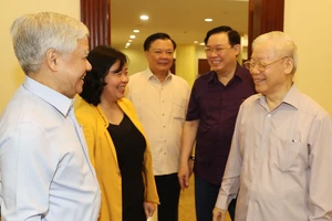 Tổng Bí thư Nguyễn Phú Trọng chủ trì cuộc họp Bộ Chính trị, Ban Bí thư