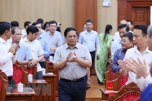 Thủ tướng làm việc với Ban Thường vụ Tỉnh ủy Kon Tum