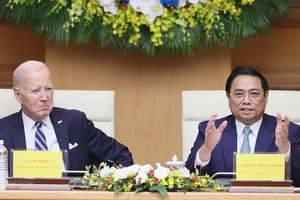 Thủ tướng Phạm Minh Chính và Tổng thống Joe Biden cùng dự hội nghị về Đầu tư và Đổi mới sáng tạo