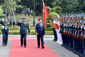 60 năm bảo vệ vững chắc vùng trời Tổ quốc của lực lượng Phòng không - Không quân