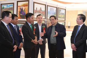  'Muốn đi nhanh hãy đi một mình, muốn đi xa phải đi cùng nhau'