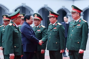 Thủ tướng Phạm Minh Chính thăm, chúc Tết cán bộ Tổng cục tình báo Bộ Quốc phòng