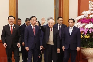 Tổng Bí thư Nguyễn Phú Trọng chúc Tết lãnh đạo, nguyên lãnh đạo Đảng, Nhà nước