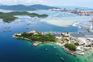 Chủ tịch UBND tỉnh Khánh Hòa: Quy hoạch TP Nha Trang, cơ cấu lại kinh tế