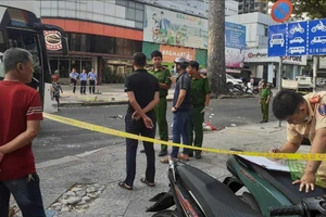 Tai nạn giữa xe khách và xe máy, đôi nam nữ tử vong