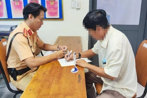 TP.HCM: Xử lý tài xế xe buýt lấn làn, vượt ẩu ở quận 3