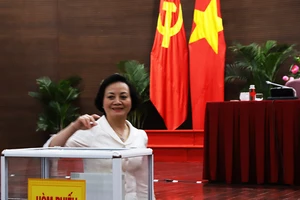 Bộ Nội vụ giới thiệu nhân sự quy hoạch Ủy viên Trung ương Đảng khóa XIV